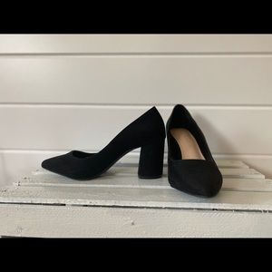 Kelly & Katie Black block heel